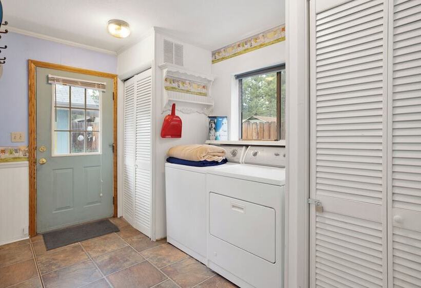 Idle Hours Inn #1945