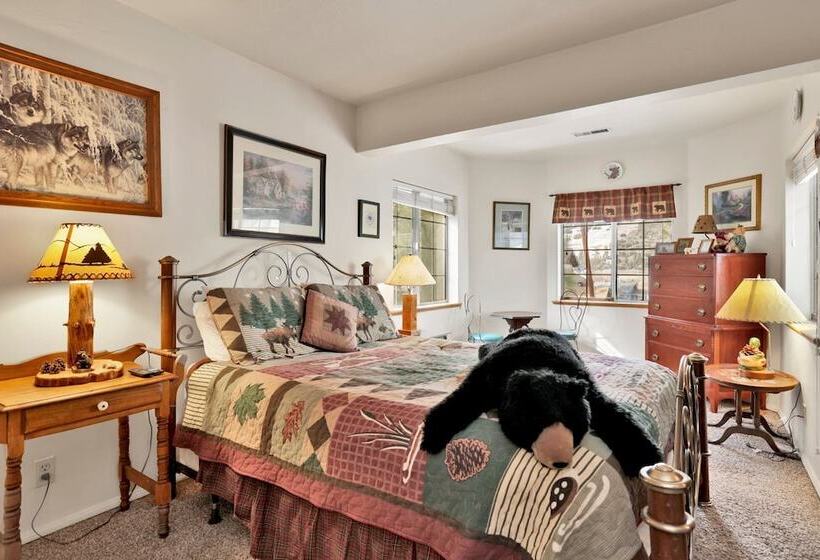 Idle Hours Inn #1945