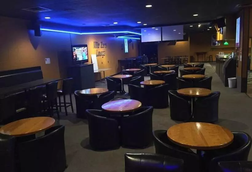 Motelli Mile Zero Motor Inn