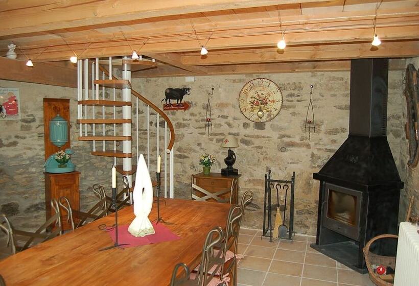 بنسيون Chambres Du Domaine Saint Anges