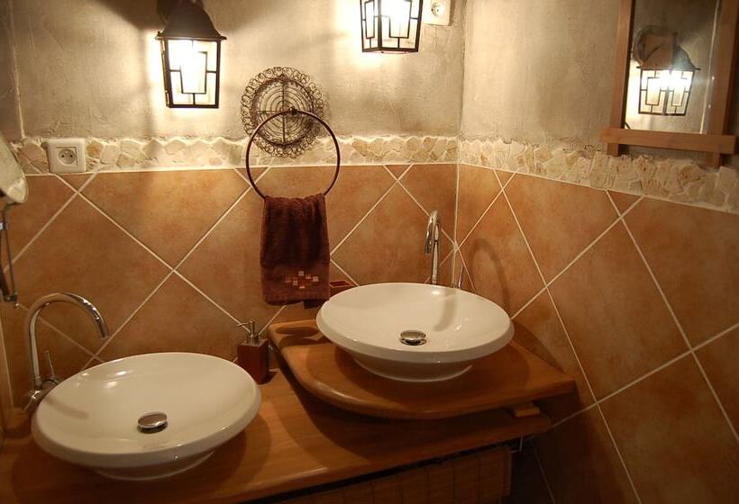 بنسيون Chambres Du Domaine Saint Anges