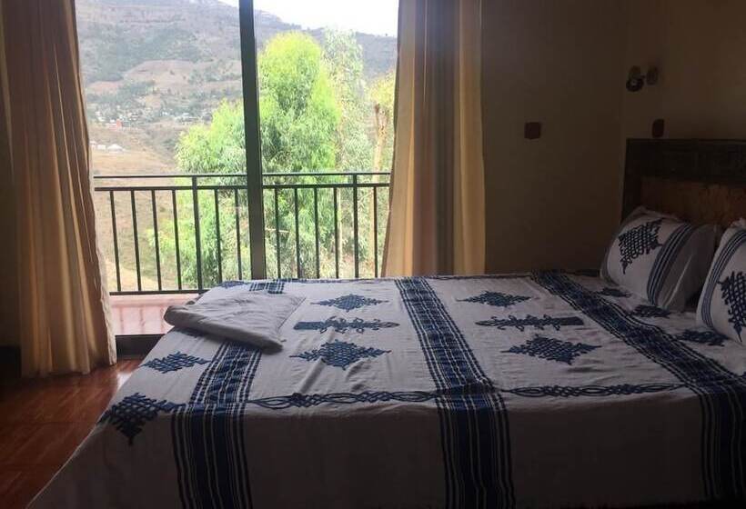 پانسیون Emanuel Guest House