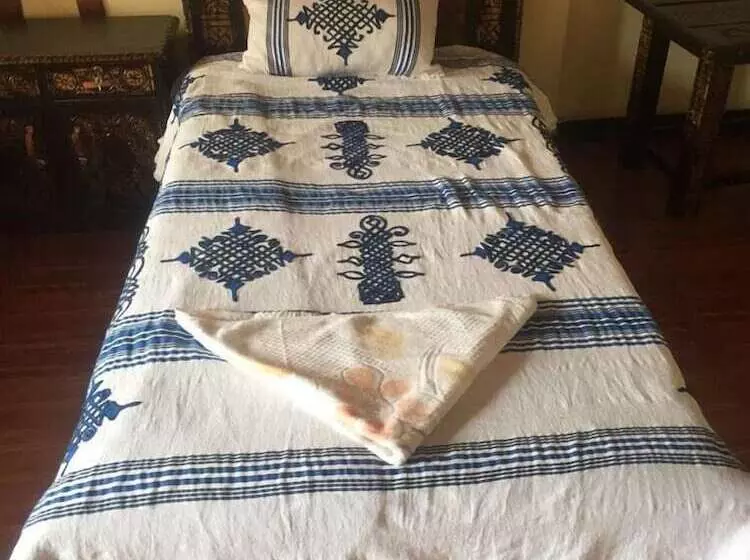 پانسیون Emanuel Guest House