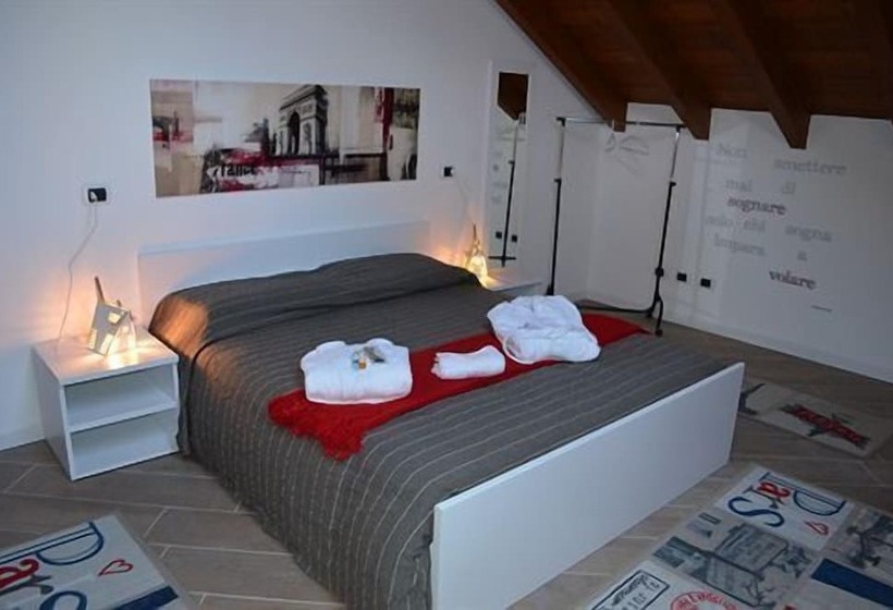 پانسیون My Room Center Station