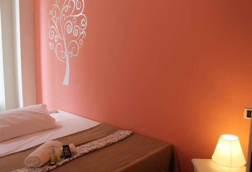 پانسیون My Room Center Station