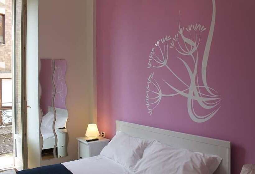 پانسیون My Room Center Station