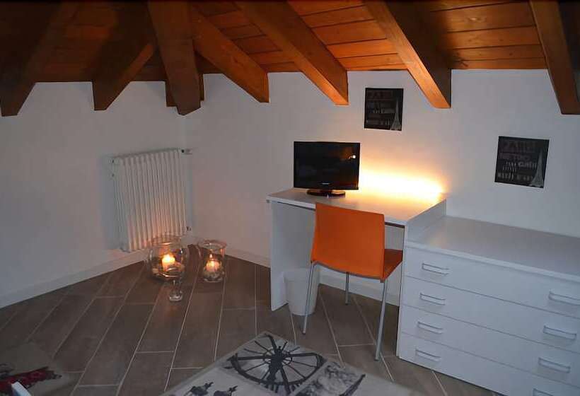 پانسیون My Room Center Station