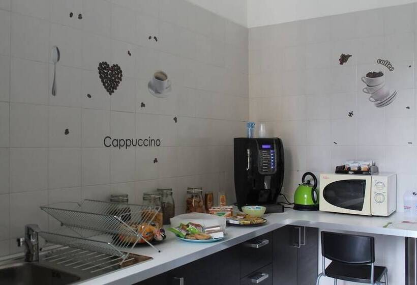 پانسیون My Room Center Station