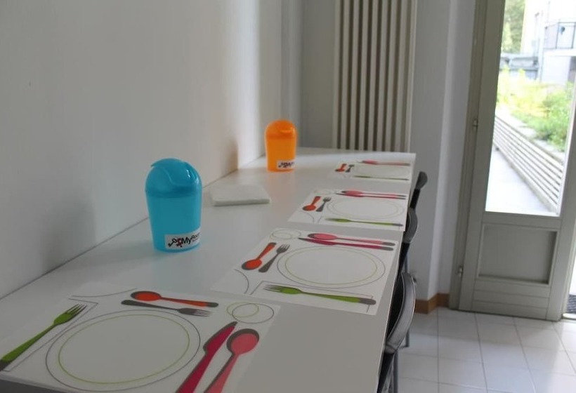 پانسیون My Room Center Station