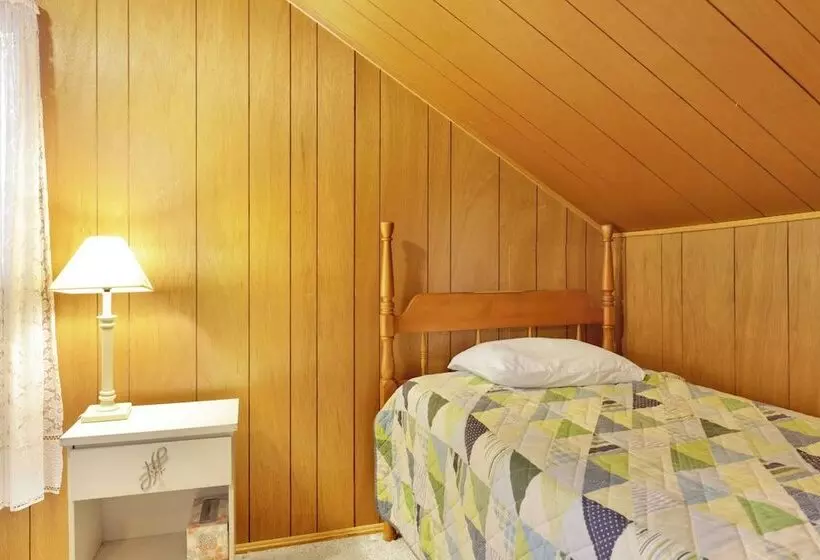 Pinglewood Cabin #2096