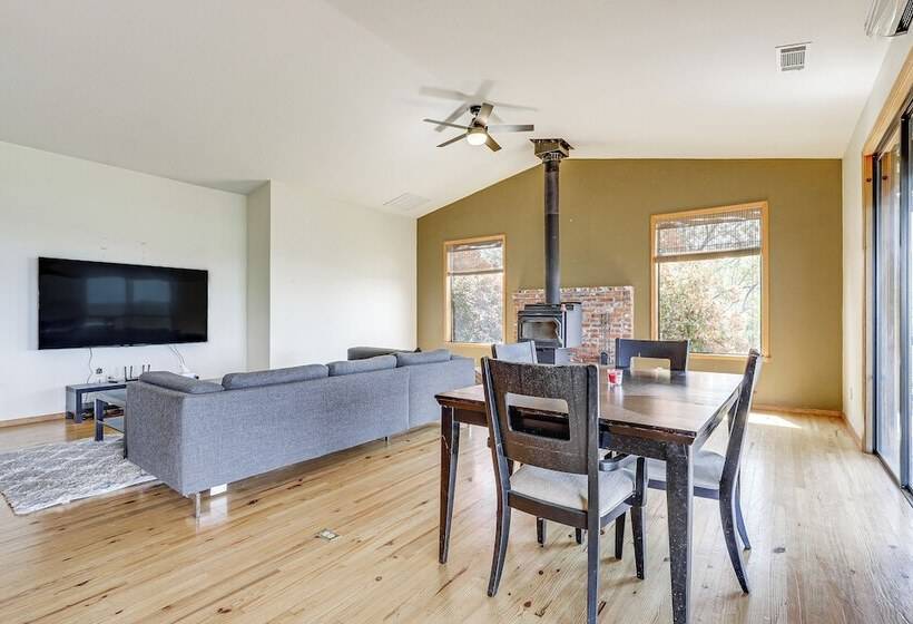 Secluded Home In The Heart Of Wine Country!