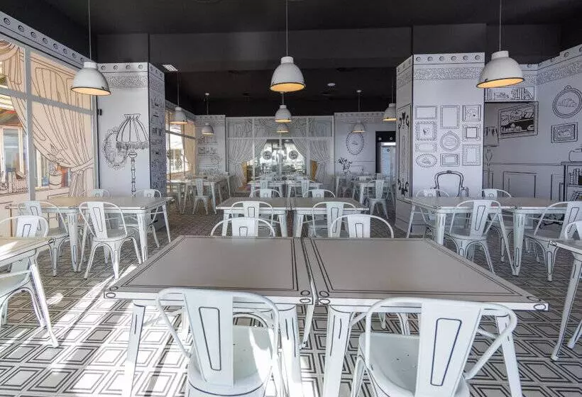 Apartamentos Magic World