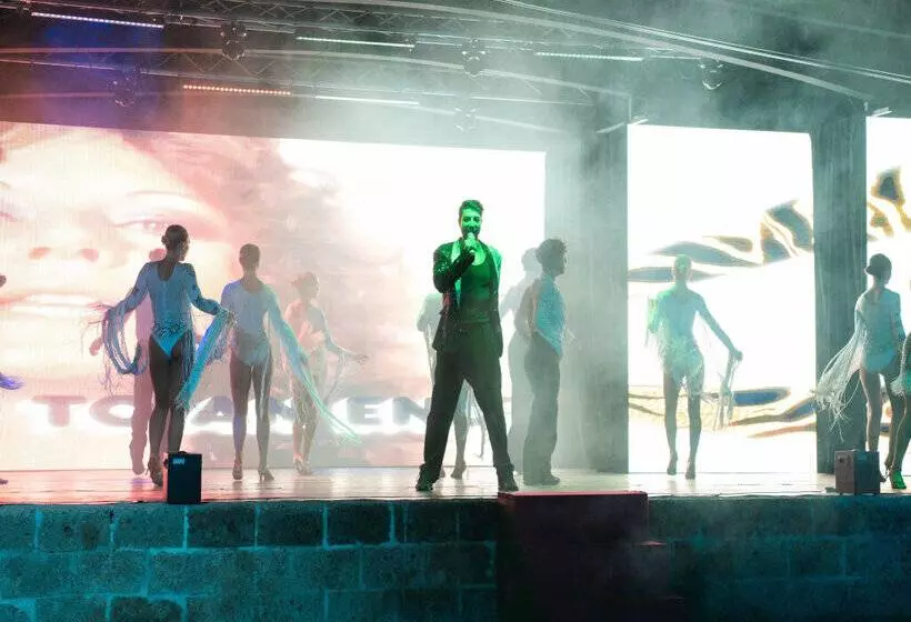 Apartamentos Magic World