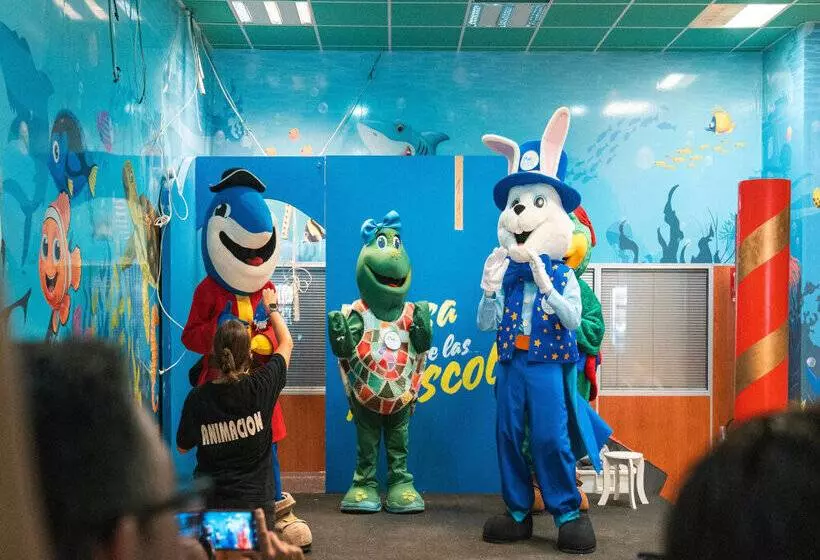 Apartamentos Magic World