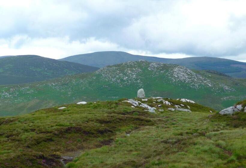 Bed and Breakfast Lough Dan House