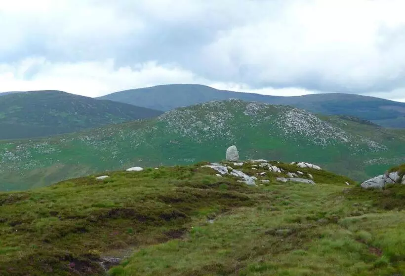 Aamiaismajoitus (B&B) Lough Dan House