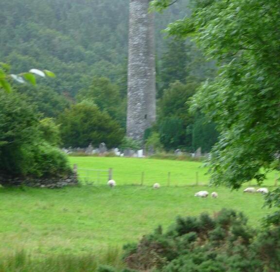 Bed and Breakfast Lough Dan House