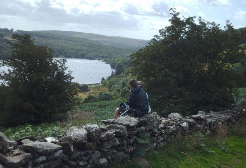 Bed and Breakfast Lough Dan House