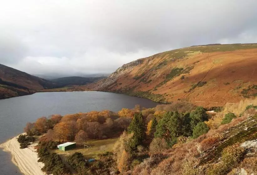 Aamiaismajoitus (B&B) Lough Dan House