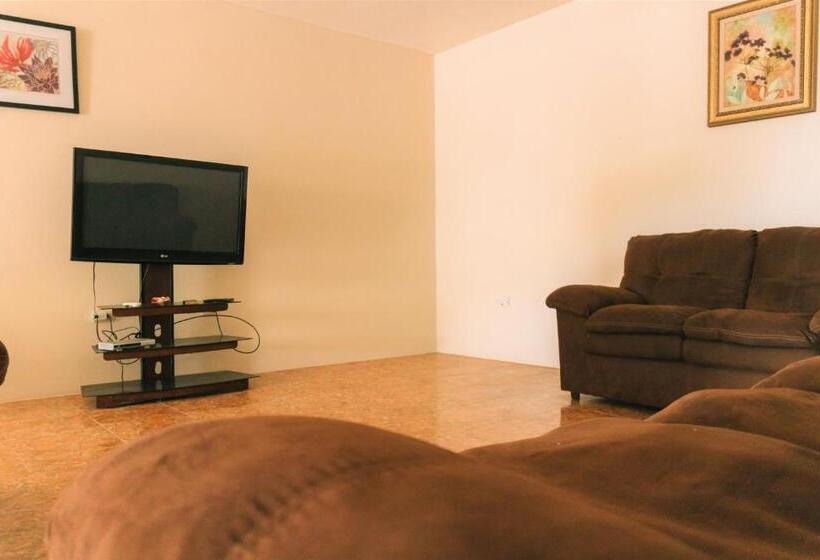 Majatalo Duncans Villa