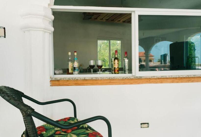 Majatalo Duncans Villa