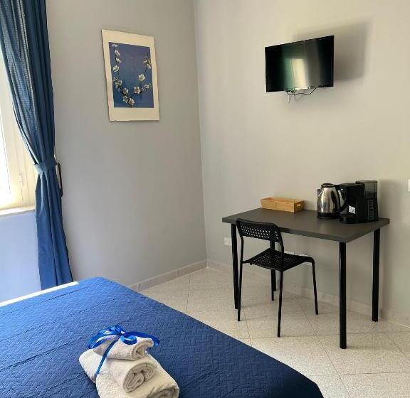 Nocleg ze śniadaniem Settetrequattro Rooms