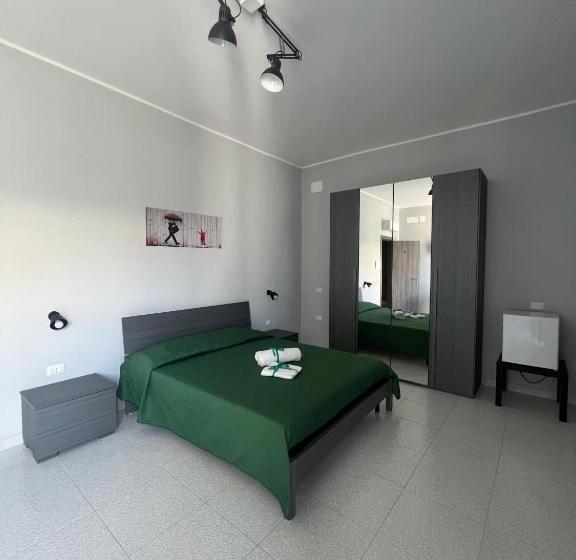 Nocleg ze śniadaniem Settetrequattro Rooms