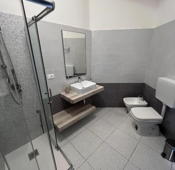 Nocleg ze śniadaniem Settetrequattro Rooms