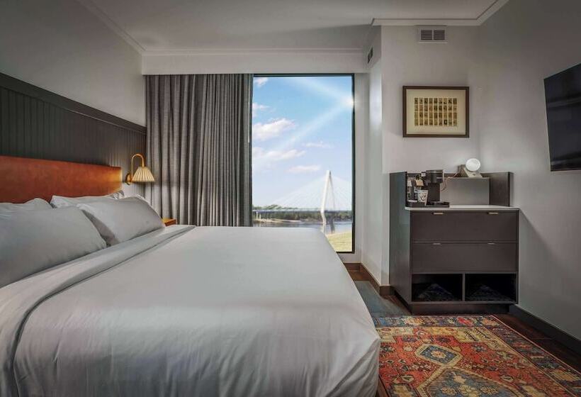 هتل Origin Kansas City, A Wyndham