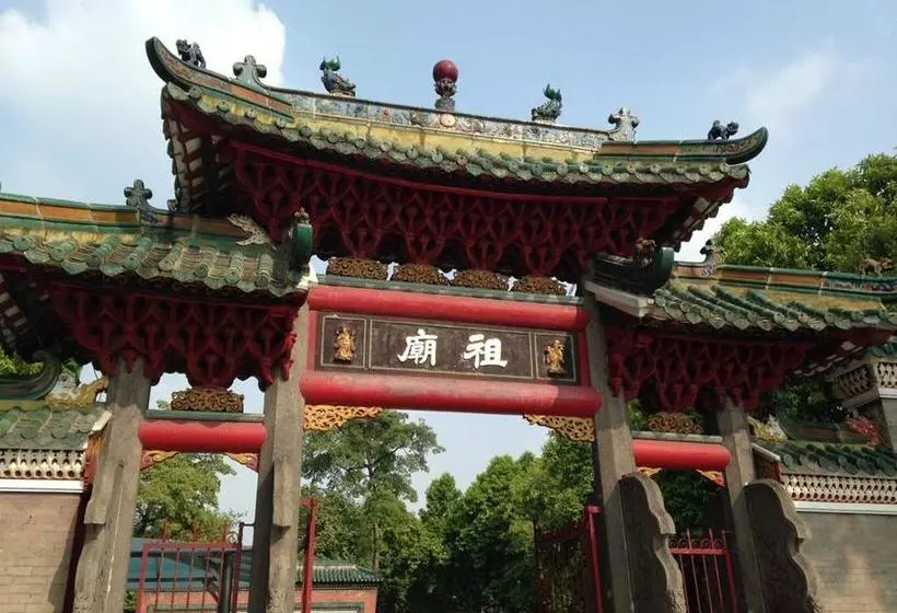هتل Foshan Pearl River