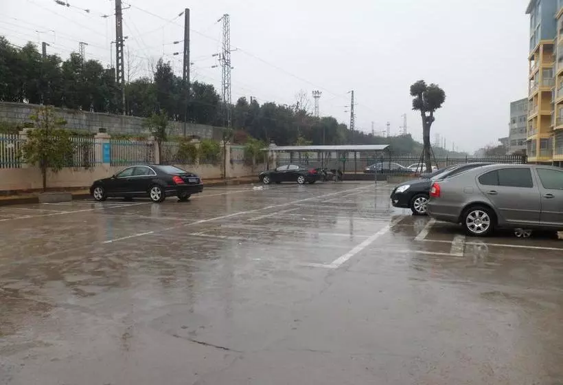 ホテル Jinjiang Inn Yingtan Railway Station Longhushan Avenue