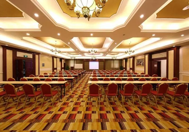 Vienna Hotel Zhangjiajie North Railway Station