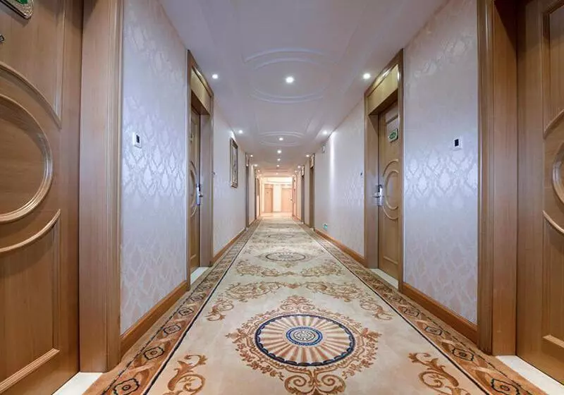 Vienna Hotel Dongguan Tangxia Lincun Square