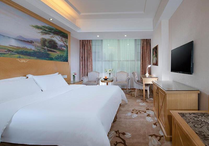 Vienna Hotel Dongguan Tangxia Lincun Square