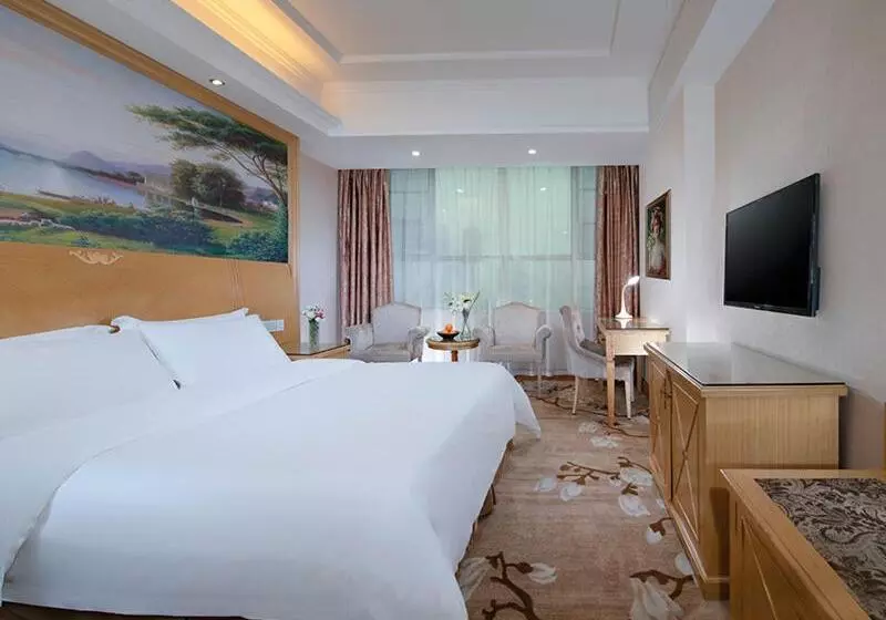Vienna Hotel Dongguan Tangxia Lincun Square