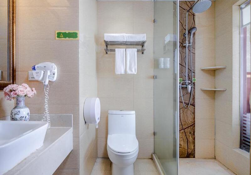 Vienna International Hotel Jingdezheng People Square