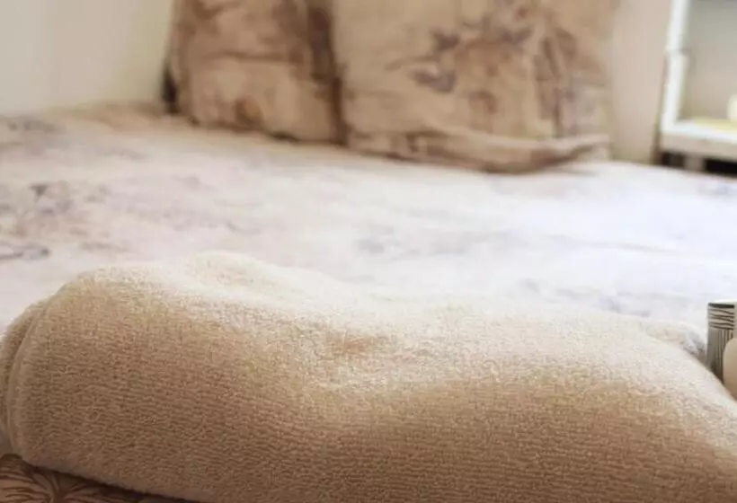 ペンション Pebbles Guest House Room 3