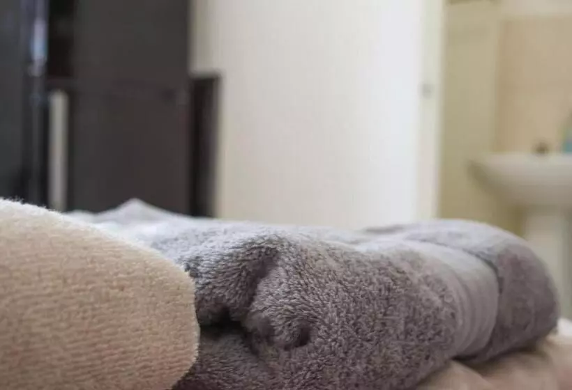 ペンション Pebbles Guest House Room 3