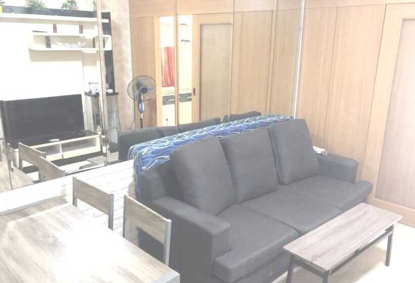 Hotel Oyo 1091 Jas Place Pasay