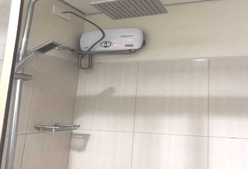 Hotel Oyo 1091 Jas Place Pasay