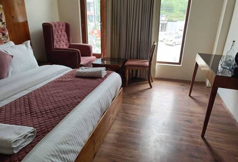 Hotel Sharanam By Sheosante