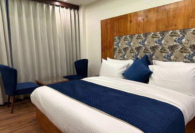 Hotel Sharanam By Sheosante