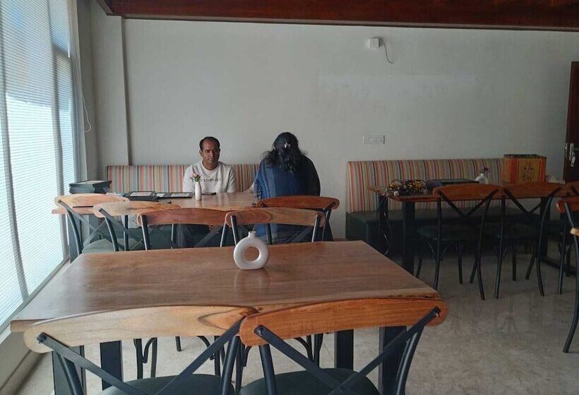 Hotel Sharanam By Sheosante