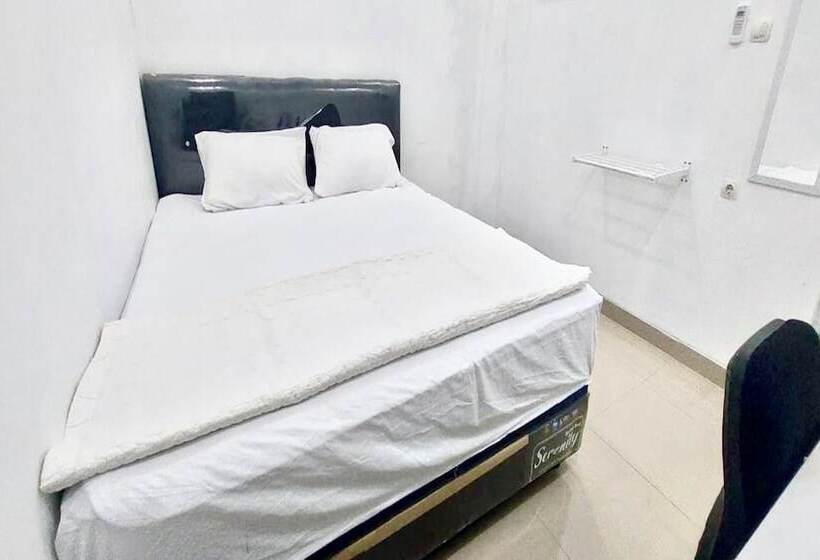 Hotel Capital O 94037 Alfa Residence