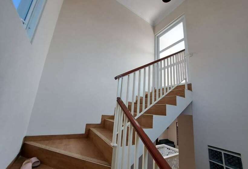 Otel Oyo 94026 Uma Arda Hometown