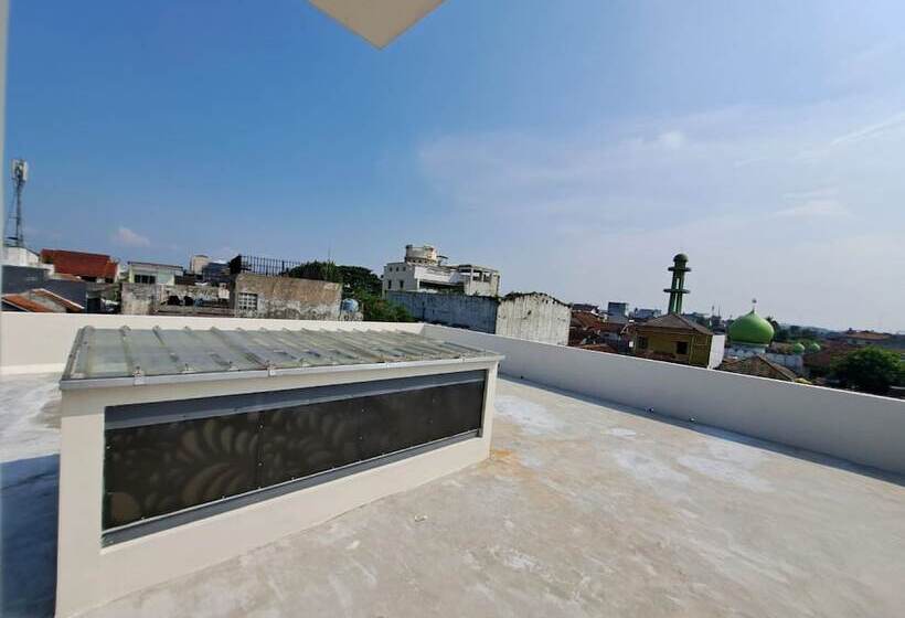 Otel Oyo 94026 Uma Arda Hometown