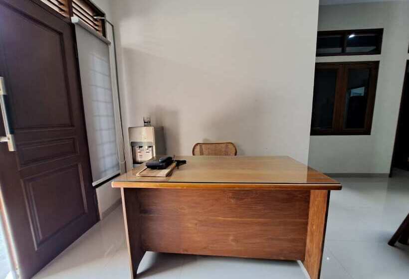 Otel Oyo 94026 Uma Arda Hometown