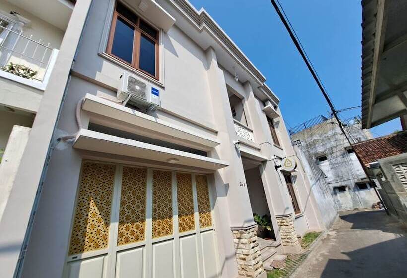 Otel Oyo 94026 Uma Arda Hometown