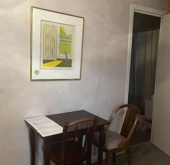 ホテル Hôtel Restaurant Le Beffroi