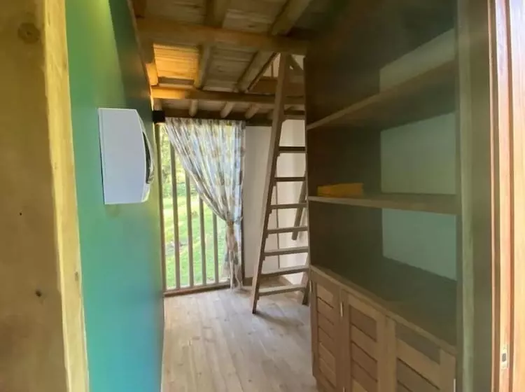 Hotelli Jenené Lodge